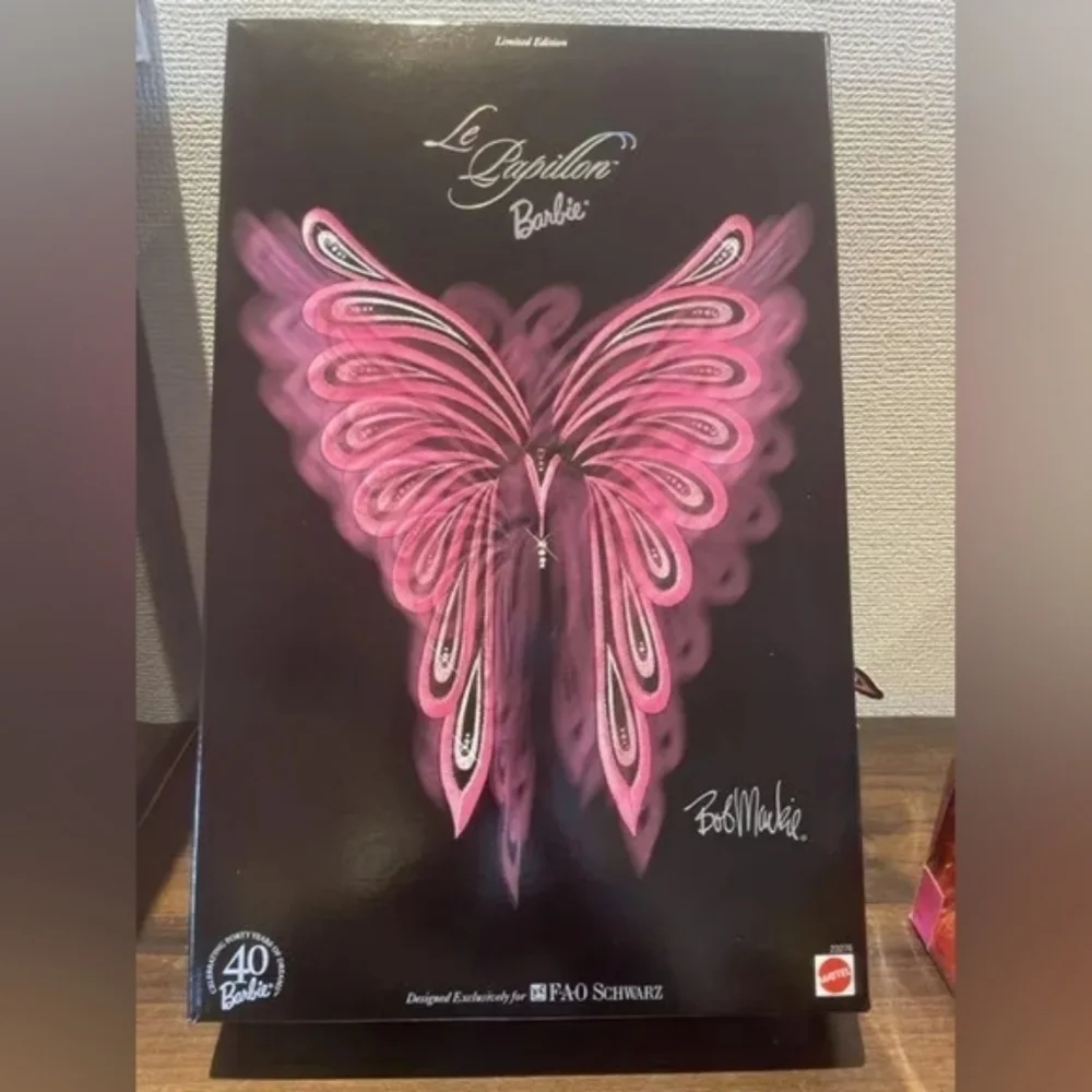 Bob Mackie LE PAPILLON Barbie - NRFB Factory Sealed Original Shipper VINTAGE 99 - Picture 7 of 7